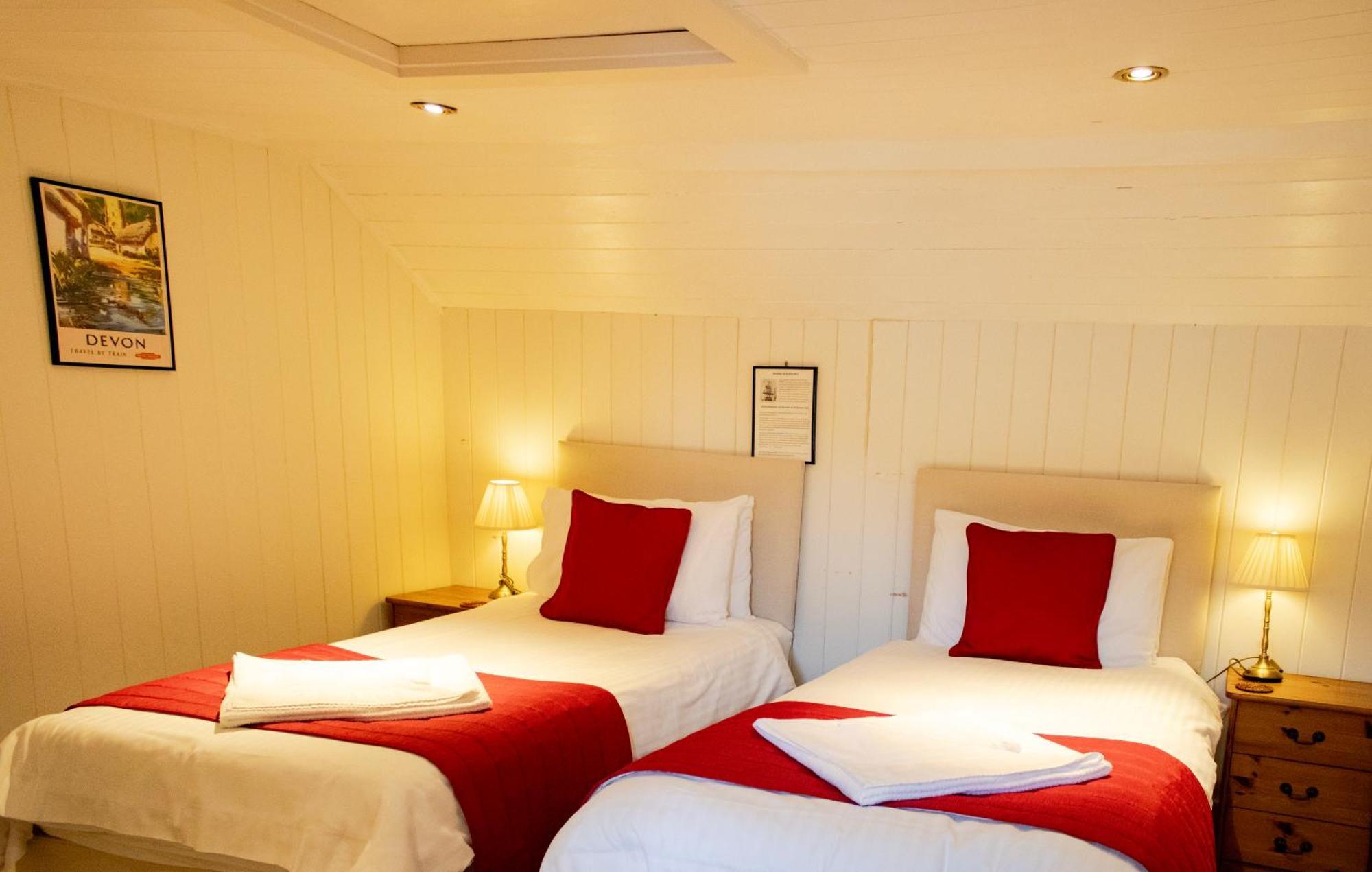 St Vincent Guest House Lynton Ngoại thất bức ảnh